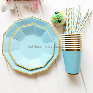 8 pièces/ensemble <span class=keywords><strong>Vaisselle</strong></span> <span class=keywords><strong>jetable</strong></span> en feuille d'or rose, Noël, Nouvel An, fête, assiettes en papier, gobelets, fournitures de fête d'anniversaire, plastique SPT268 - Product Image 2
