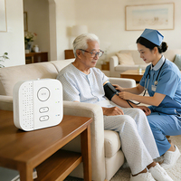Passerelle de sécurité domestique intelligente 4G LTE avec bouton SOS d'urgence, appels bidirectionnels, hubs de téléassistance VoIP pour la surveillance des signes vitaux des personnes âgées