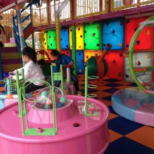 Interessante Kinder Kleinkind Ball Shooter Spielplatz Unterhaltung Kinder Gebläse Spielplatz Pistole spielen Ball Blaster Luft gebläse Ball Kanonen - Product Image 4