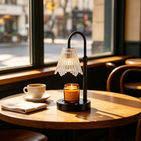 Lampe de table moderne et luxueuse en métal et verre avec abat-jour, base E26, lumière LED électrique pour chambre à coucher
