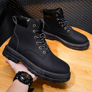 Bottes pour hommes de haute qualité 2026, nouvelles bottes de travail marron style britannique à semelle épaisse, <span class=keywords><strong>chaussures</strong></span> décontractées courtes pour l'automne - Product Image 1