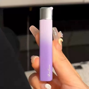 Briquet rechargeable en métal pour femme avec design compact coupe-vent – Accessoire élégant pour <span class=keywords><strong>cigarettes</strong></span> et cadeau - Product Image 4