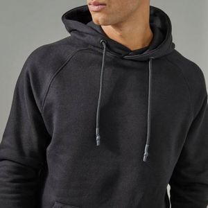 Sweat-shirt à capuche à manches raglan noires, pantalon de jogging à jambe droite, look minimaliste simple, logo personnalisé, ensemble de survêtement deux pièces pour homme - Product Image 3
