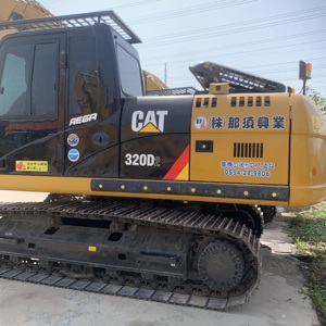 รถขุดตีนตะขาบ Caterpillar CAT320D Cat 320D2 20 ตัน คุณภาพสูง ของแท้จากญี่ปุ่น มีสินค้าในสต็อก - Product Image 1