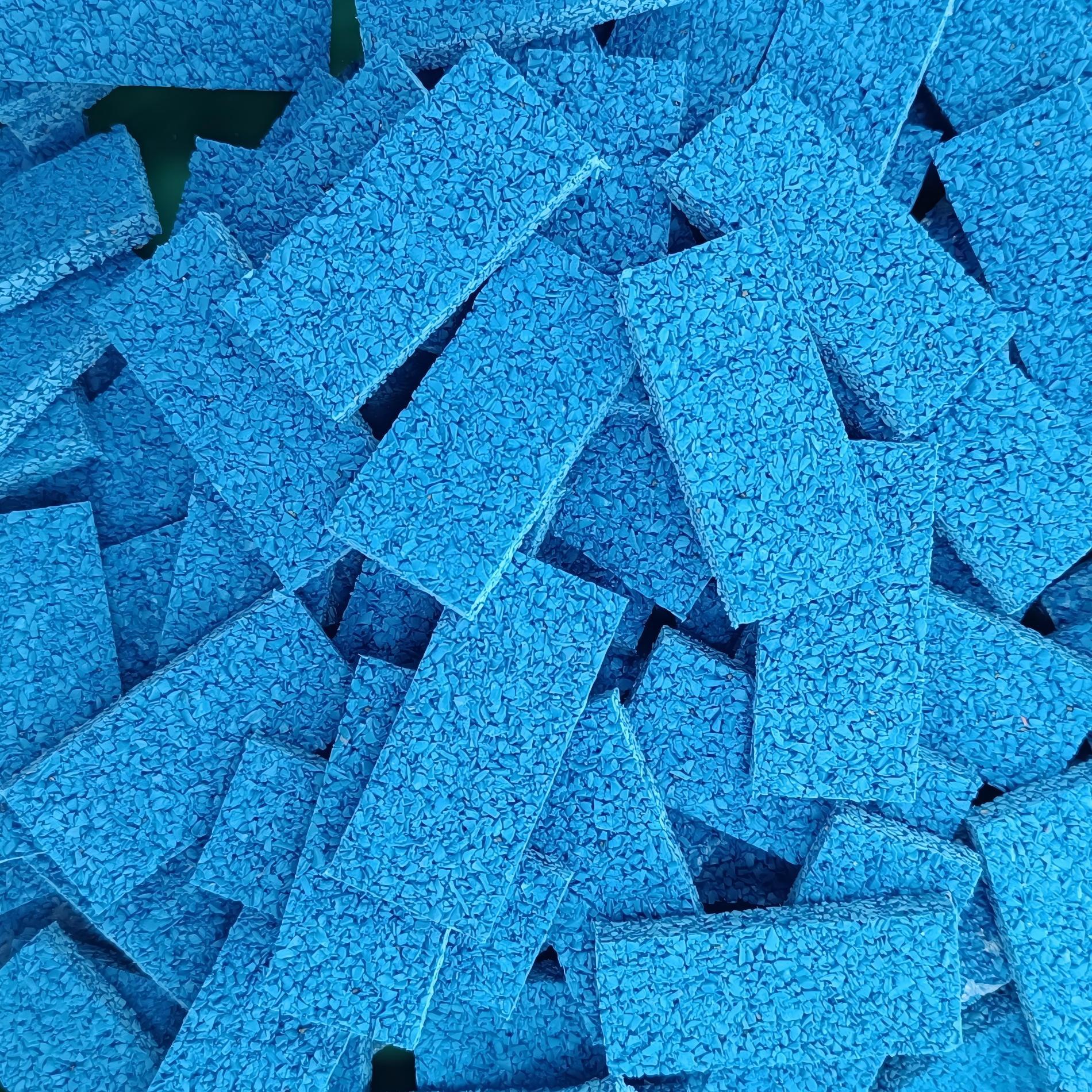 15-wathet blue
