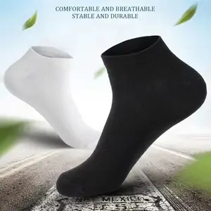 1 paire Printemps et été Nouvelles chaussettes bateau pour hommes Casual Solid Color Thin Cotton Light Mouth Short Socks