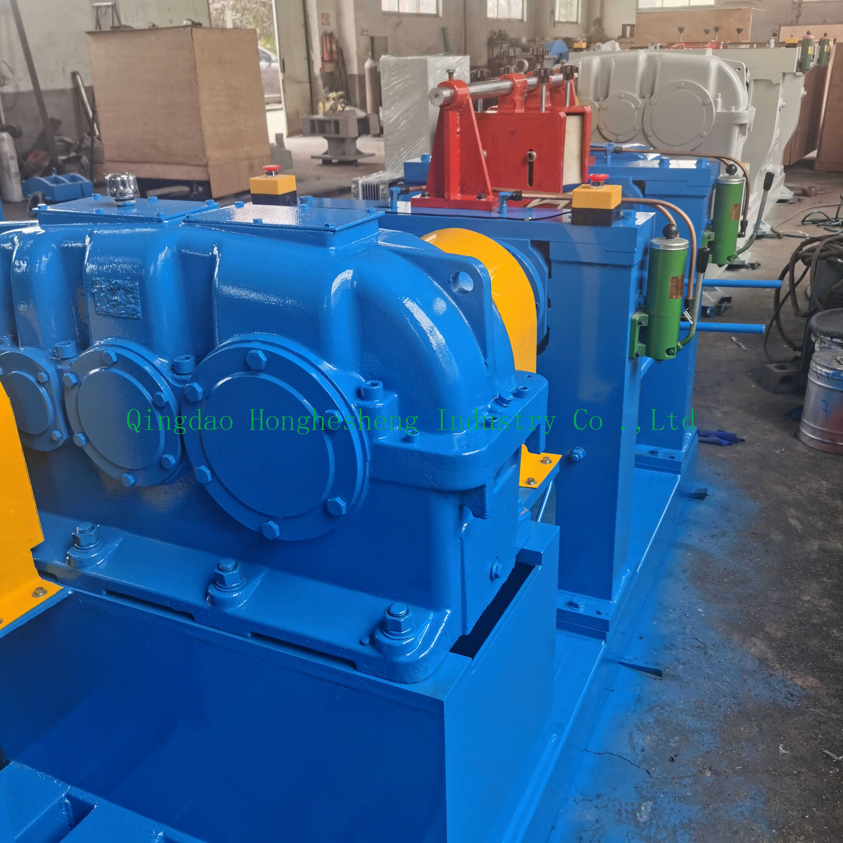 Factory direct qingdao HHS Two roller rubber mixing mill machine from CHINA