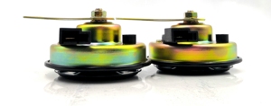DL126K 12V TY spécial prise à une broche Vente d'usine Divers disques largement utilisés Universel Noir Personnalisé <span class=keywords><strong>Voiture</strong></span> HAUTE TONE BASSO HORN - Product Image 5