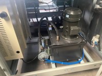 Machine de moulage par soufflage HDPE pour la fabrication de bouteilles de détergent, de javel et de produits de nettoyage en gallon