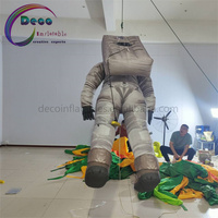 Costume de ballon d'astronaute géant gonflable pour la publicité extérieure et la promotion comprenant un ventilateur et un accessoire de transport maritime