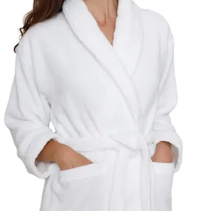 Peignoir d'hôtel de luxe en coton éponge peignoir et pantoufles de spa personnalisé boîte-cadeau peignoir de villégiature blanc pour hommes et femmes