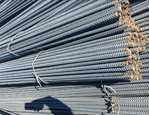 Vente directe d'usine, barres d'armature en acier à haute résistance de grand diamètre, qualité HRB335, norme ASTM, coupe, pliage, soudage - Product Image 2