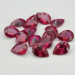 Wuzhou 6A calidad 3x5-13x18mm corte de gota de pera corindón de rubí sintético <span class=keywords><strong>piedra</strong></span> <span class=keywords><strong>preciosa</strong></span> de rubí <span class=keywords><strong>rojo</strong></span> <span class=keywords><strong>oscuro</strong></span> - Product Image 1