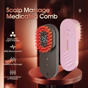Brosse de massage EMS à haute fréquence vibrante avec LED pour la croissance des cheveux, applicateur de soin du cuir chevelu - Product Image 3