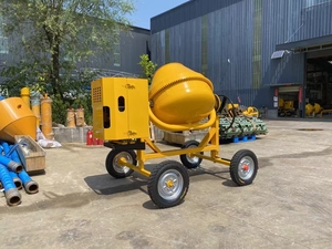 Mezcladora de Concreto Portátil con Motor de Gasolina, Capacidad de 400L, Productividad de 6-8m/h, Serie de Tanques Amarillos Móviles para Trabajos al Aire Libre - Product Image 5