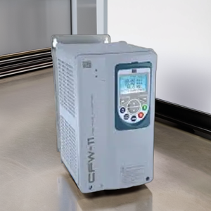 Automatisation intelligente haute performance WEG CFW11 VSD Entraînement de moteur sans soudure à triple sortie pour usage industriel - Product Image 1
