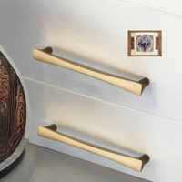 Poignées de meuble modernes personnalisées en Zamak pour villas, poignées de commode multicolores, boutons assortis, ensemble de quincaillerie de garde-robe, vente en gros directe usine