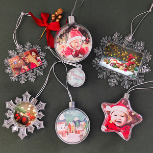 Vente en gros d'ébauches de sublimation boule de Noël en plastique flocon de neige étoile décorations de Noël pour ornements d'arbre cadeaux personnalisés - Product Image 2