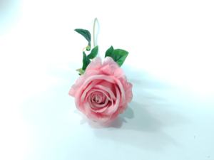 زهرة وردة مخملية اصطناعية عالية الجودة مصنوعة يدويًا من قماش الحرير مع ساق طويلة لتزيين حفلات الزفاف وأعياد الميلاد - Product Image 4