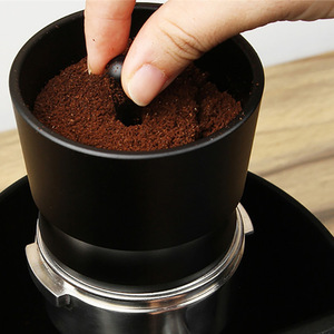 เครื่องจ่ายผงกาแฟ 58 มม. ป้องกันฝุ่นกระจายตัวสม่ำเสมอสำหรับเครื่องชงกาแฟเอสเปรสโซ - Product Image 2