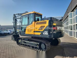 Hx130 Excavatrice Hyundai Hx130 à vendre, très demandée, multifonctionnelle et économique, 13 tonnes sur chenilles en Algérie - Product Image 5
