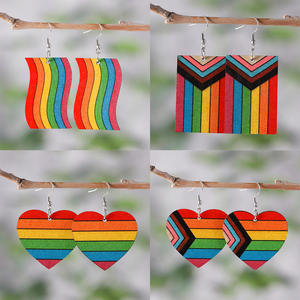 ต่างหูแฟชั่นลายเรขาคณิตรูปหัวใจสีรุ้งแบบเรียบง่ายต่างหูไม้สองด้านยาว - Product Image 2