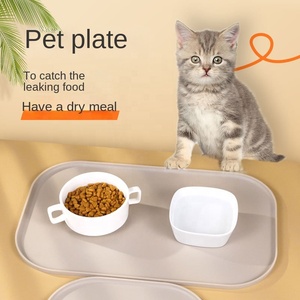Tapis d'alimentation et de toilette pour animaux de compagnie en silicone souple de qualité alimentaire, antiadhésifs, imperméables, pour chiens et chats, design moderne, vente en gros - Product Image 1