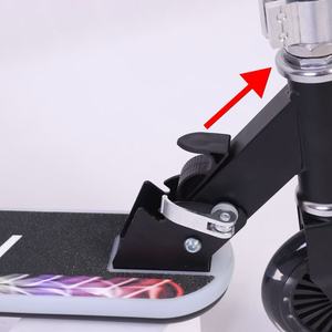 <span class=keywords><strong>2025</strong></span> phổ biến trẻ em đá Xe tay ga thiết kế mới với ánh sáng 2 bánh xe có thể gập lại ổn định Tuổi 3 đến 12 năm vật liệu thép an toàn cho trẻ em - Product Image 2