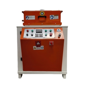 Nueva máquina automática de fundición centrífuga vendida en fábrica, vulcanizador de caucho/silicona, horno de fusión eléctrico, nuevo núcleo de motor - Product Image 2