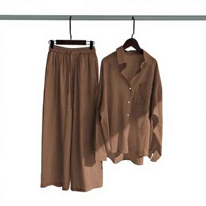 <span class=keywords><strong>Completo</strong></span> Estivo 2025 da <span class=keywords><strong>Donna</strong></span> in Stile Retrò: Camicia Oversize in Cotone e <span class=keywords><strong>Lino</strong></span> con Pantaloni Lunghi a Vita Alta - Product Image 4