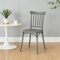 Chaise de salle à manger empilable en plastique PP de style moderne pour cafés, salons de thé et appartements – Rangement facile