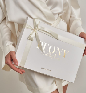 Biểu Tượng Tùy Chỉnh Trắng Cứng Nhắc Tông 2 Miếng Nắp Và Cơ Sở Hộp Sang Trọng Trên Và Dưới Hộp Quà Tặng Cho Phụ Nữ Đồ Ngủ Hai Mảnh Hộp - Product Image 1