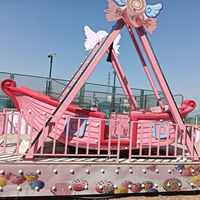 Équipement de terrain de jeux extérieur personnalisé pour enfants, balançoires en fibre de verre, mini-bateaux pirates, manège de fête foraine, capacité 500 kg+, 8-12 ans