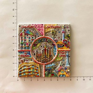 Imán de Resina 3D de Barcelona, España, <span class=keywords><strong>Sagrada</strong></span> <span class=keywords><strong>Familia</strong></span>, Parque Gueill, Mosaico Artístico, Recuerdo de Viaje, Decoración para Refrigerador, Regalo - Product Image 2