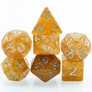 Pour Udixi Logo personnalisé <span class=keywords><strong>jeu</strong></span> <span class=keywords><strong>de</strong></span> dés RPG jeux <span class=keywords><strong>de</strong></span> société en résine polyédrique pour jeux <span class=keywords><strong>de</strong></span> rôle <span class=keywords><strong>donjons</strong></span> <span class=keywords><strong>et</strong></span> <span class=keywords><strong>Dragons</strong></span> - Product Image 3