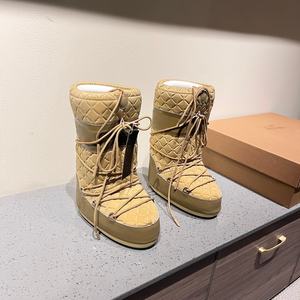 Wholesale High Quality Autumn Winter Unisex <b>Lightweight</b> Comfortable Warm Thigh High Retro Platform Anti-Slippery Snowboard <b>Boots</b> - Product Image 1