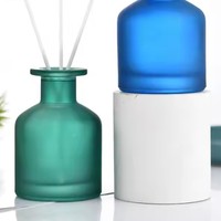 Diffuseur de parfum d'ambiance longue durée pour la maison, bouteille cylindrique en verre mat, marque privée, estampage à chaud sur écran givré