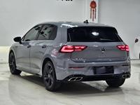 Esportazione in Russia: Volkswagen Golf 280TSI DSG R-Line 1.4T del 2022 con Sedili Riscaldati e Impianto Audio Harman Kardon, Auto Usata a Benzina in Vendita dalla Cina
