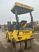 Rouleau compacteur combiné Bomag Bw138ac d'occasion avec roue avant en acier et pneus arrière – Vente chaude – Mini-rouleau compacteur Bomag 5 tonnes d'occasion