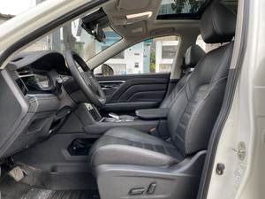 Dongfeng Venucia <span class=keywords><strong>Venus</strong></span> Star 2020-2024 Automatico Turbo SUV Sedili in Pelle Versione Supercharged Star Enjoy - Product Image 4