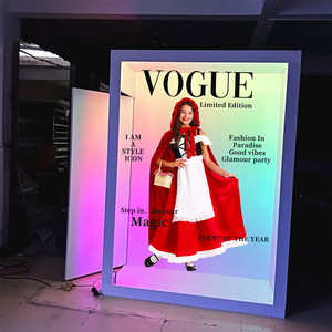 Caja <span class=keywords><strong>de</strong></span> Fotomatón Profesional para San Valentín Estilo Revista con Decoración LCD, Fondo, Marco Blanco y 2 Puertas, Envío Pequeño - Product Image 6