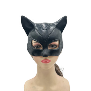 Máscara de <span class=keywords><strong>Catwoman</strong></span> de media cara, accesorio de disfraz para cosplay de fiesta de Halloween, máscara negra sexy con orejas de gato - Product Image 3