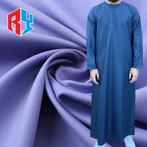 Kunden spezifischer Lieferant Großhandel 45 "weiche Ebene und Muster 100% gesponnenes Terylen Polyester Arab Thobe Stoff für Männer