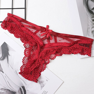 Tanga sexy de encaje hueco con lazo, transparente, con tiras cruzadas, de malla, tentadora - Product Image 3
