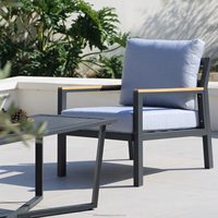 Table d'appoint carrée portable OSMEN Macarena en aluminium moderne, gain de place, pour jardin extérieur