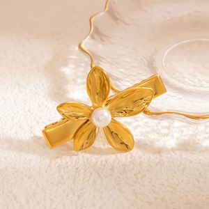 Horquilla de Acero de Titanio con Perlas y Oro de 18K, Lujo Ligero, Adorno para el Cabello que No se Desvanece, Clip de Presión Femenino de Alta Calidad, Venta al por Mayor para Aniversarios - Product Image 4