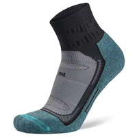 Chaussettes anti-friction personnalisées à grande capacité, emballées sous blister, pour hommes et femmes, minimisant la friction et évacuant la transpiration.