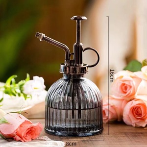 Pulvérisateur de vase en verre nervuré de 200ml petit flacon pulvérisateur de brouillard d'eau de jardin pour le soin des plantes à fleurs - Product Image 6