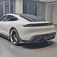 Kit de modification de carrosserie style PK, pièces en fibre de carbone sèche, diffuseur de pare-chocs arrière, lèvre arrière adaptée à la Porsche Taycan