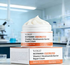 Crème hydratante visage Vshell Vegan, douce, enrichie en vitamine C et acide hyaluronique, pour peaux sensibles, utilisation de nuit, sans parfum. - Product Image 2